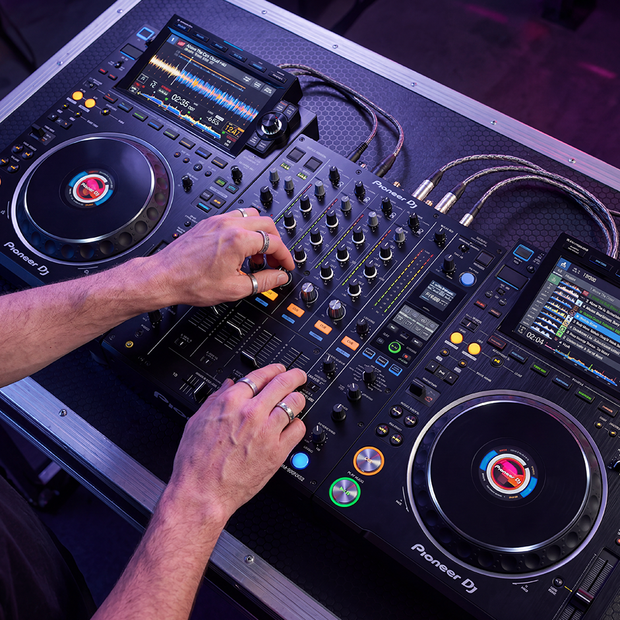 CDJ-3000